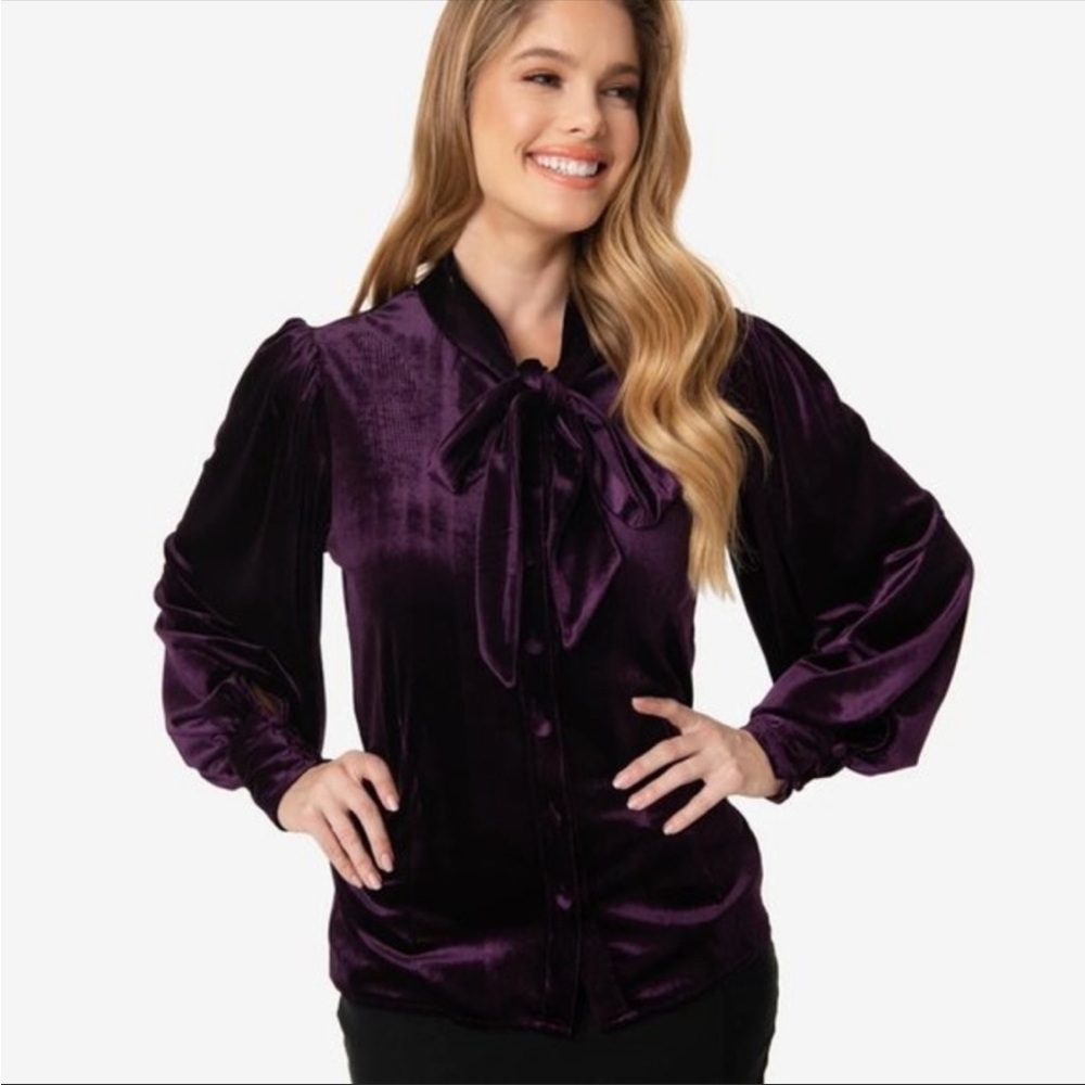 Unique Vintage Gwen Blouse Dark Purple Velvet Size XL NWT - Picture 1 of 13